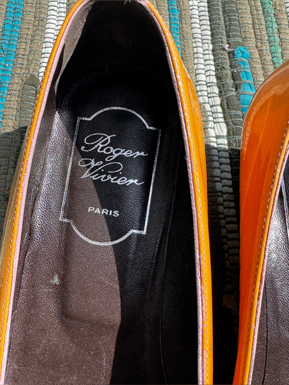 Vintage Roger Vivier Paris Yellow Patent Leather Buckle Pumps Sz 37 1/5 - Picture 6 of 12
